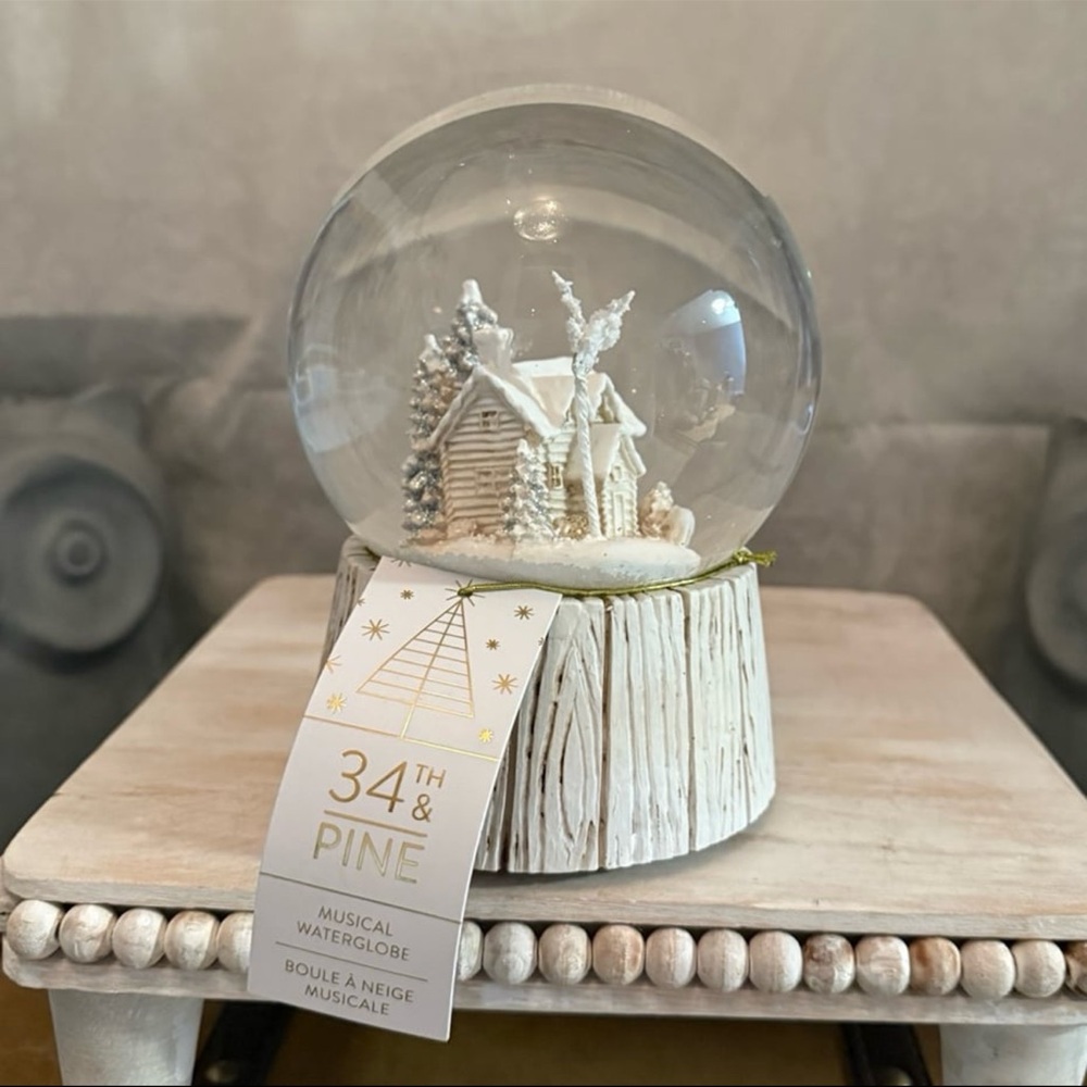 ⚡️34th & Pine Musical Snowglobe